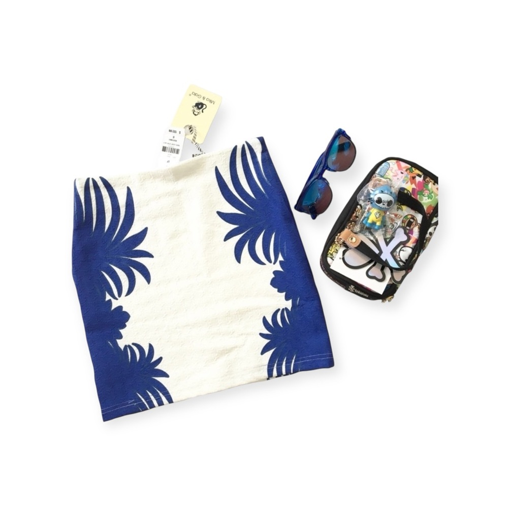 new LF Mika & Gala ༄ Textured Leaf Print Mini Skirt ༄ Jewel Tone Cobalt + White - Picture 2 of 16